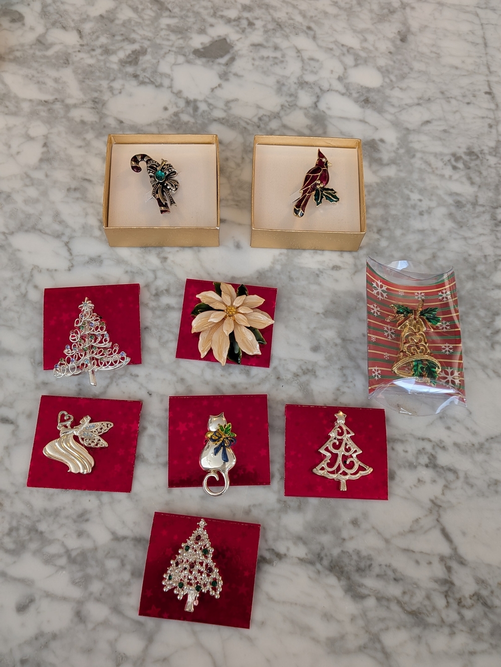 Holiday Brooch Lot Of 9 Poinsettia Cardinal Tree Cat Bell Rhineston Enamel